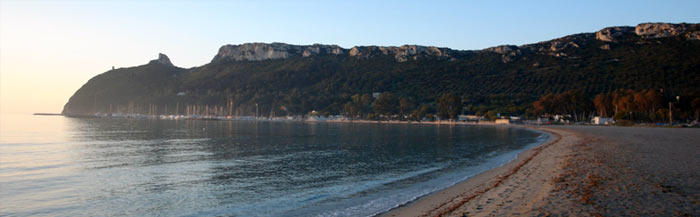 Elia's Bed and Breakfast Cagliari: Poetto beach and Sella del Diavolo, at fiew meters from our B&B 